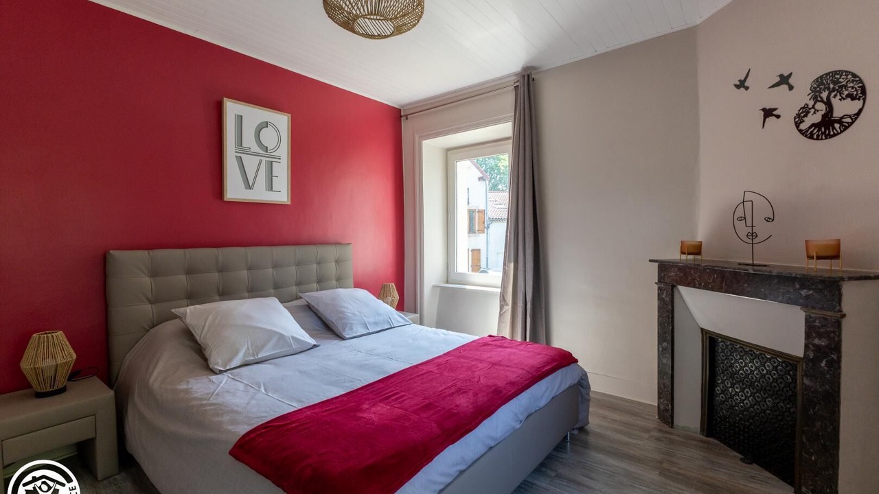 Photo of Bedroom in Estandeuil