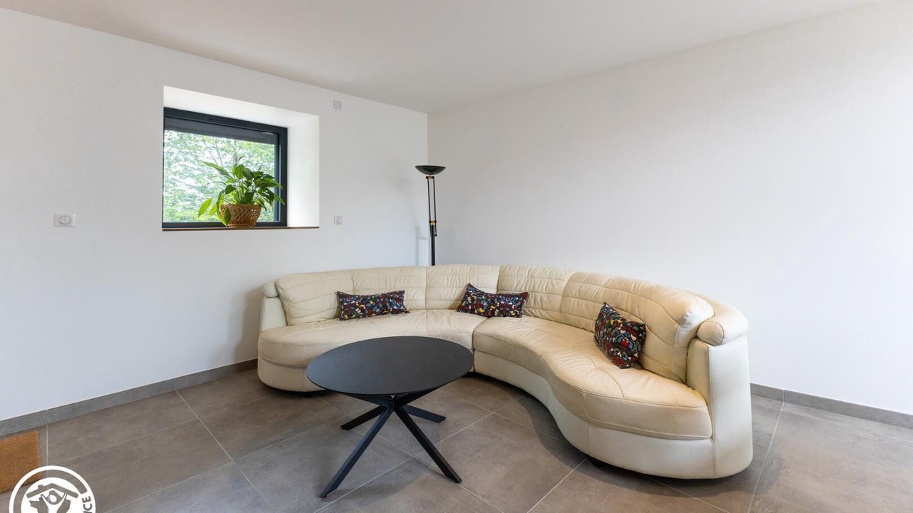 Photo of Livingroom in Charbonnieres-les-Varennes