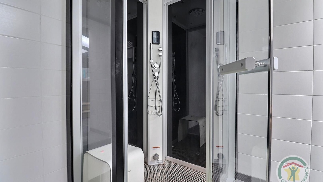Photo of Bathroom in Cogles