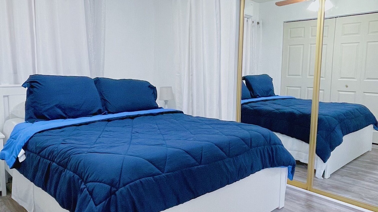 Photo of Bedroom in Olympia Heights