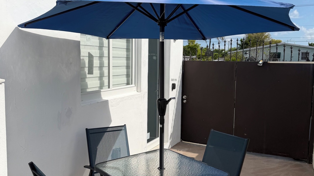 Photo of Outdoor in Olympia Heights