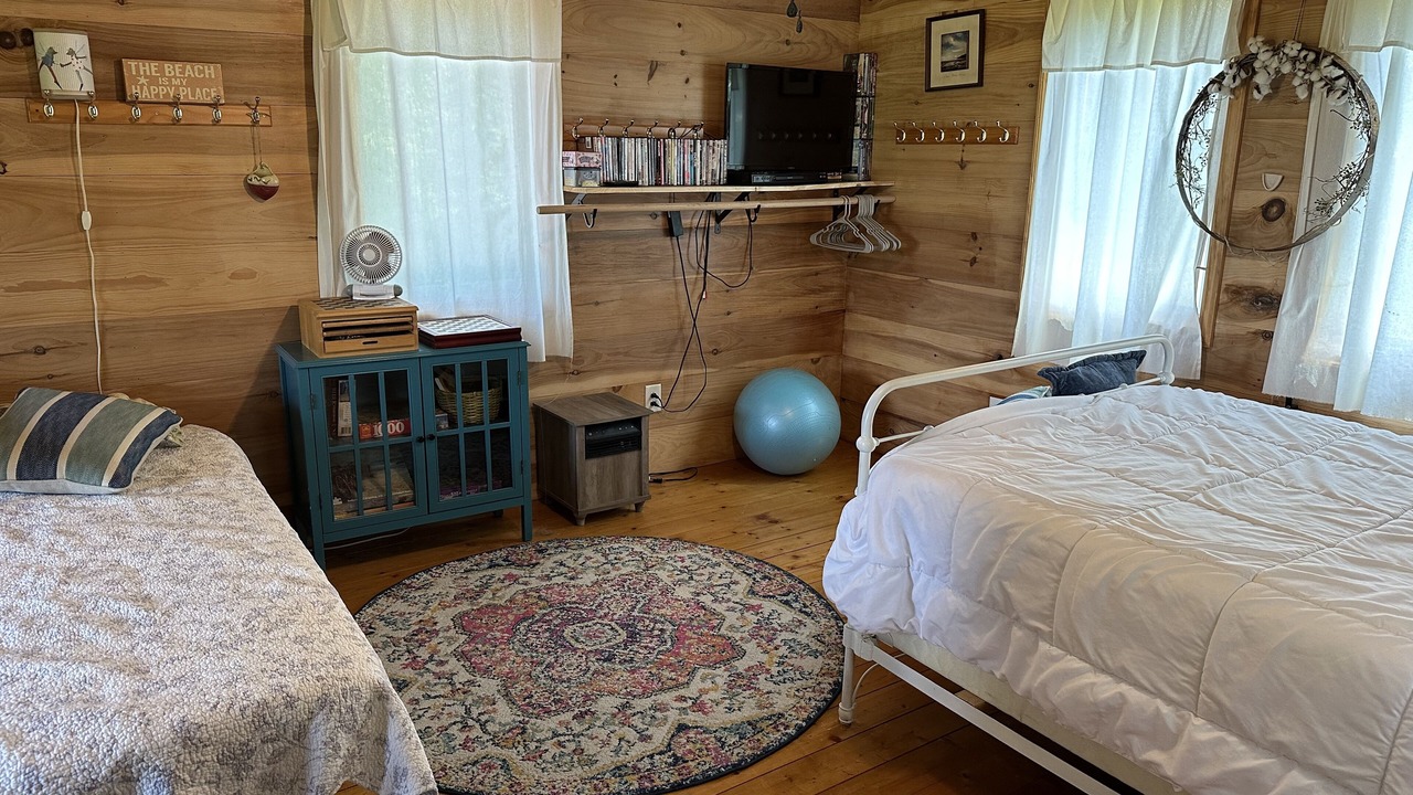 Photo of Bedroom in Stonewall