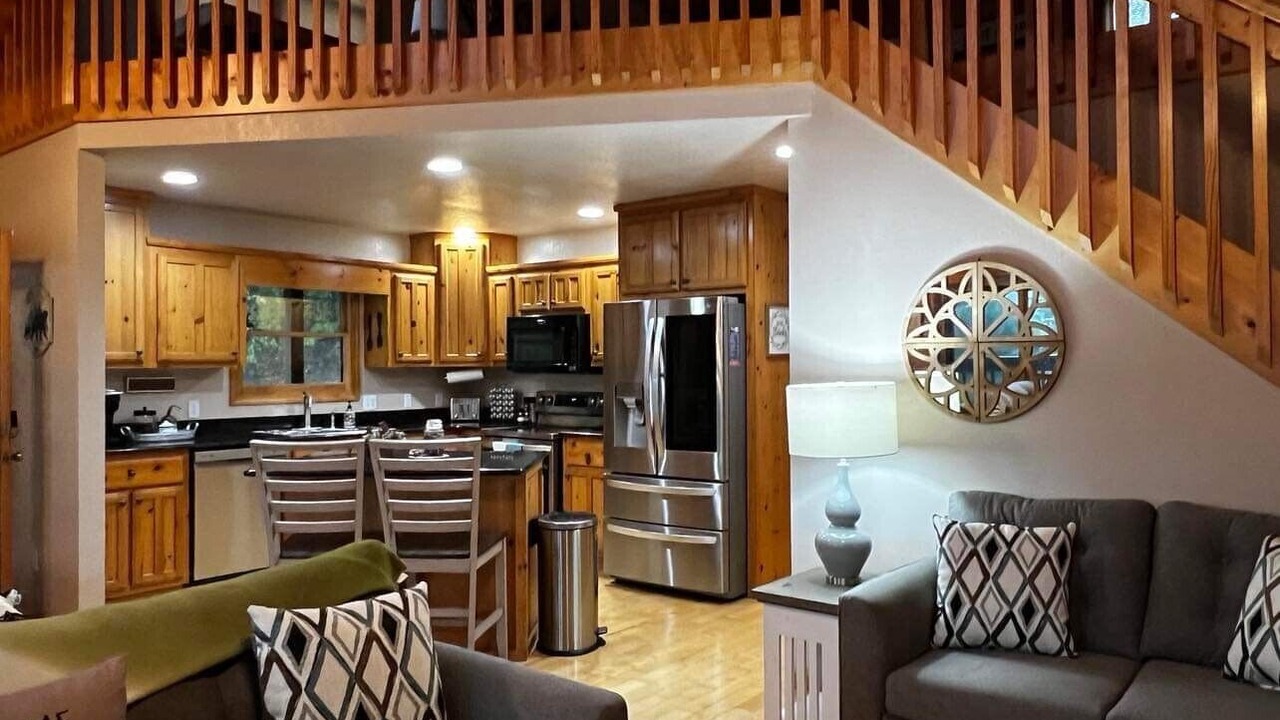Photo of Livingroom in Murphy