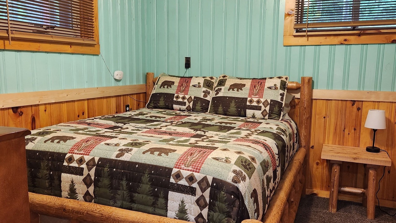 Photo of Bedroom in Long Lake