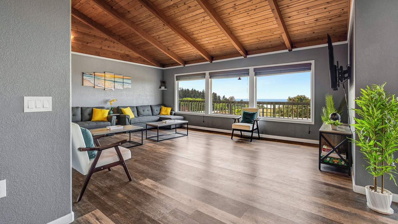 Photo of Bedroom in Smith River