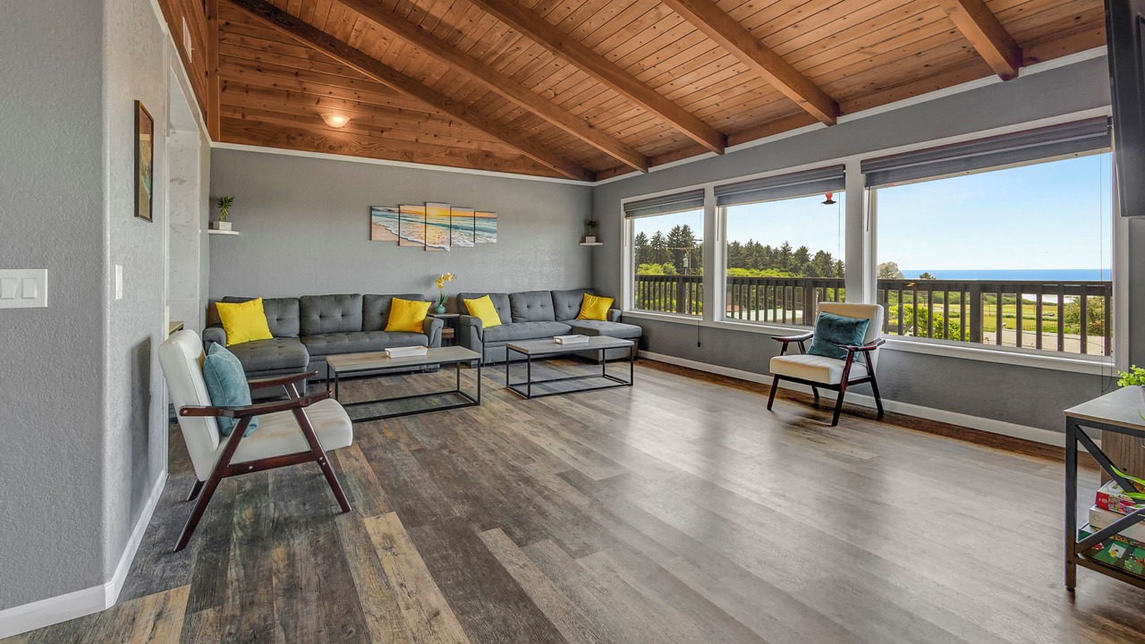 Photo of Bedroom in Smith River