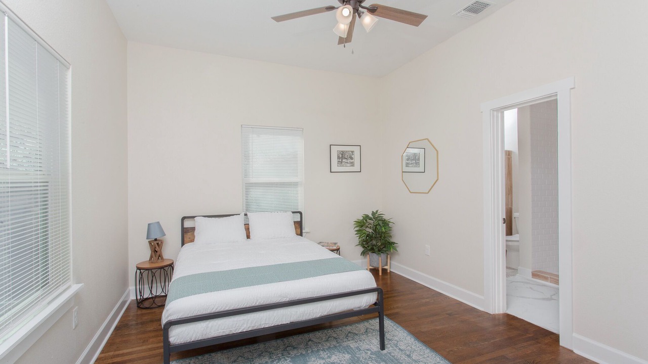 Photo of Bedroom in Denver Heights