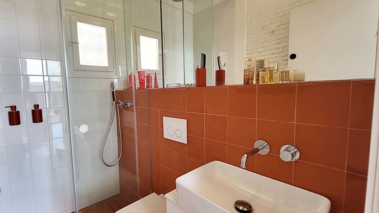 Photo of Bathroom in Colera