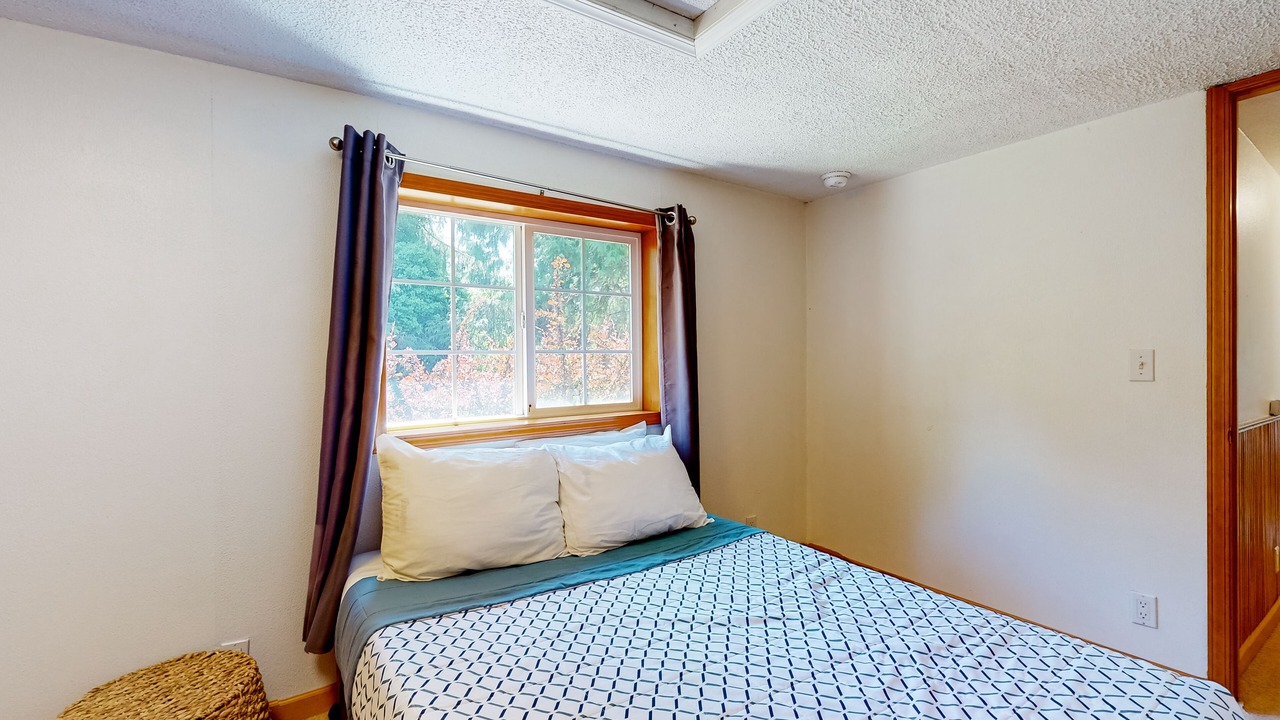 Photo of Bedroom in Warrenton