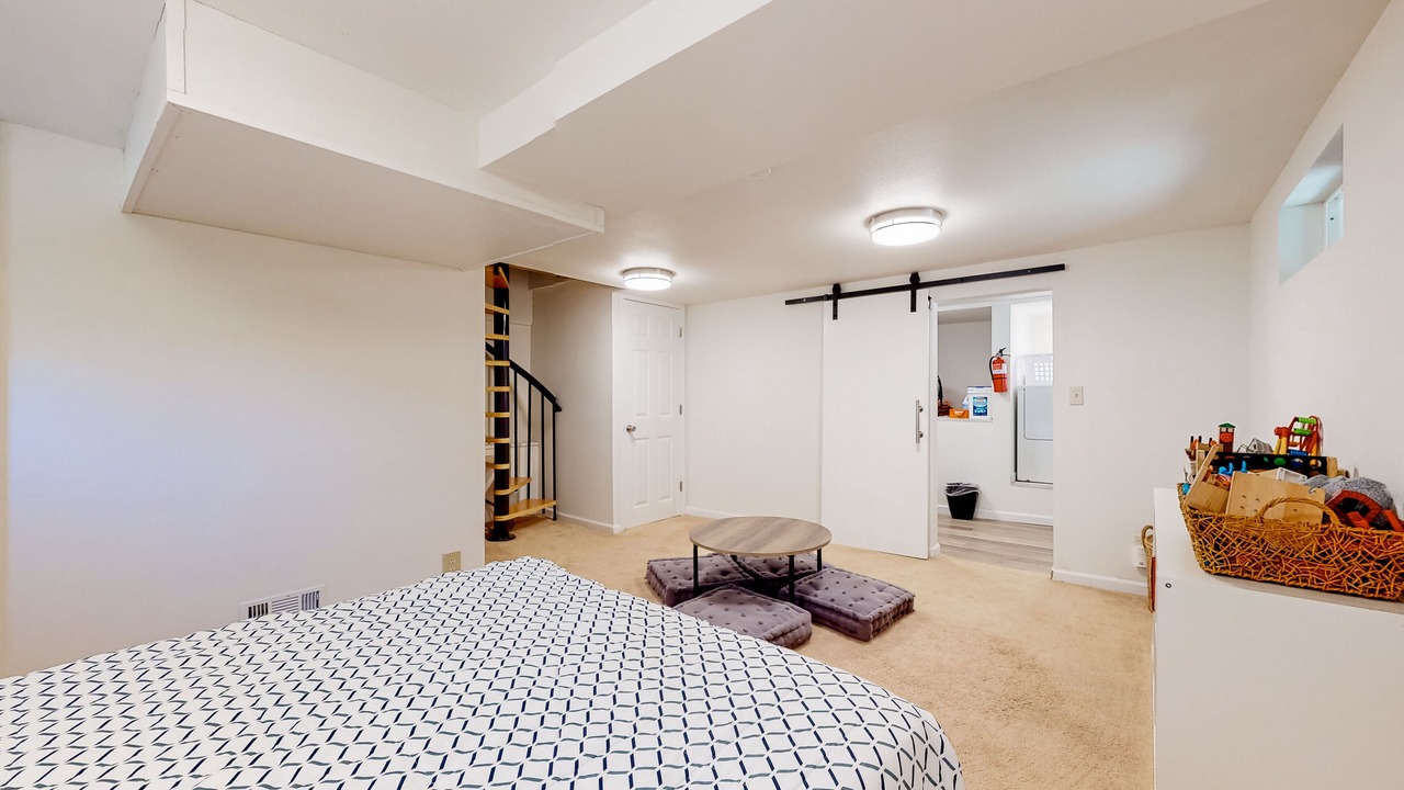 Photo of Bedroom in Warrenton