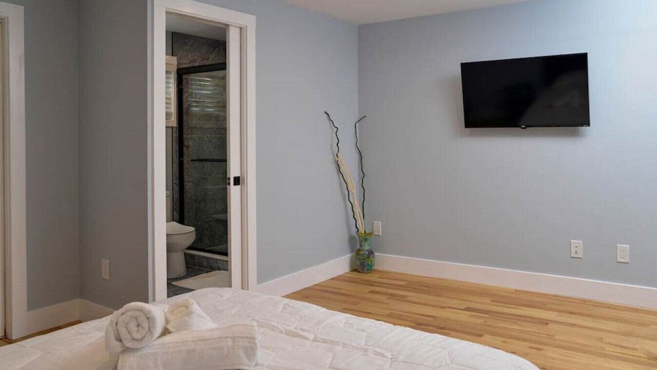 Photo of Bedroom in Billerica