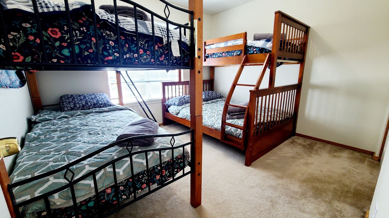 Photo of Bedroom in Bull Mountain