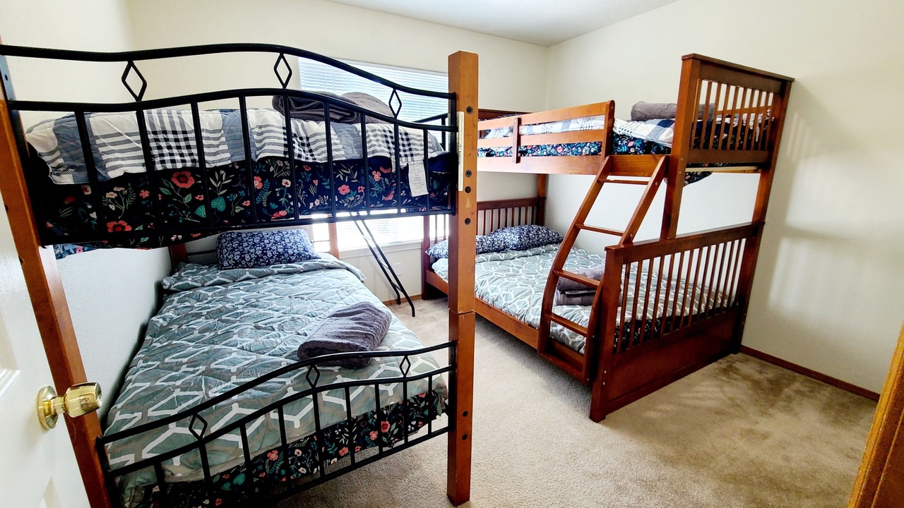 Photo of Bedroom in Bull Mountain