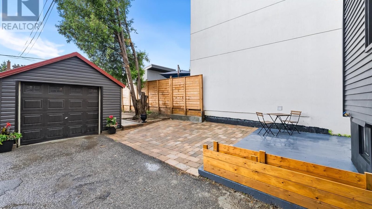 Photo of Outdoor in Oakwood Village