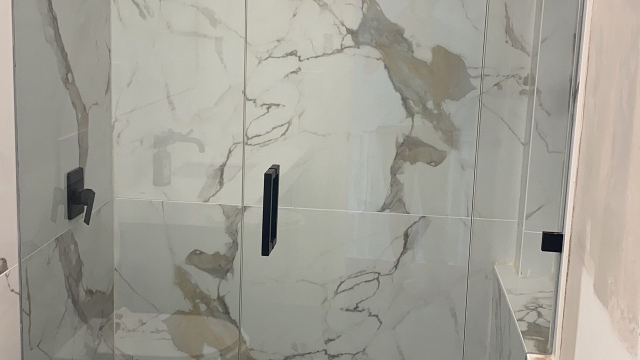 Photo of Bathroom in Oakwood Village