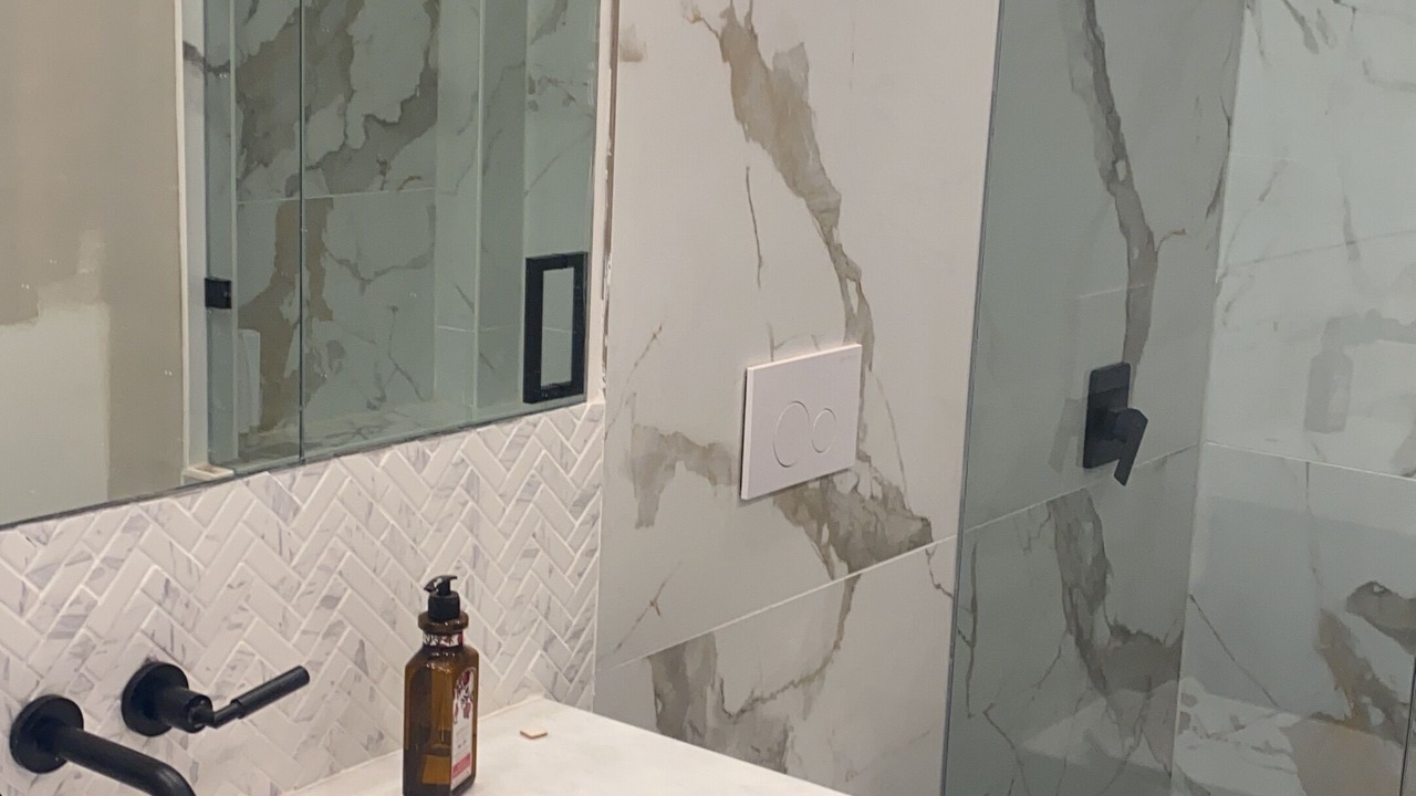 Photo of Bathroom in Oakwood Village