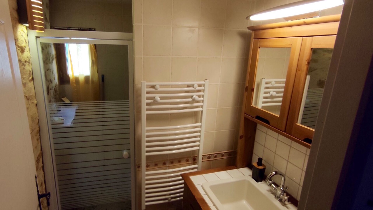 Photo of Bathroom in Pech-Luna