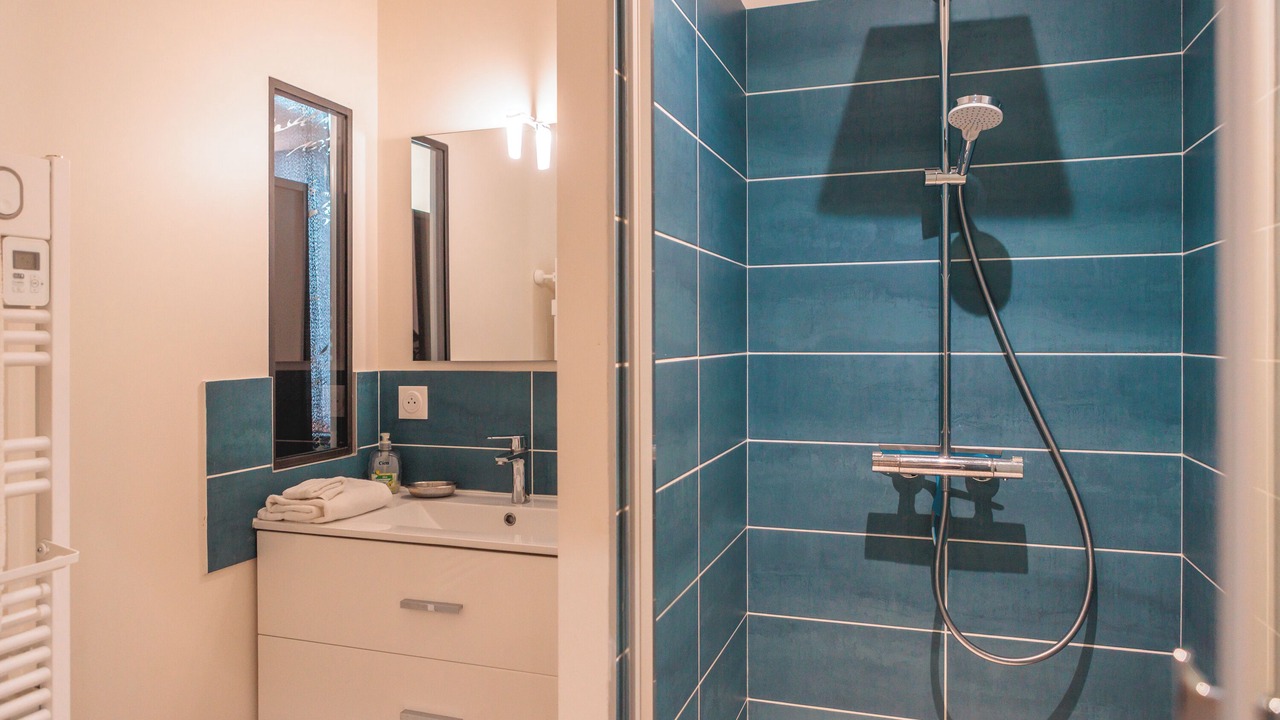 Photo of Bathroom in Saint-Etienne-sur-Chalaronne