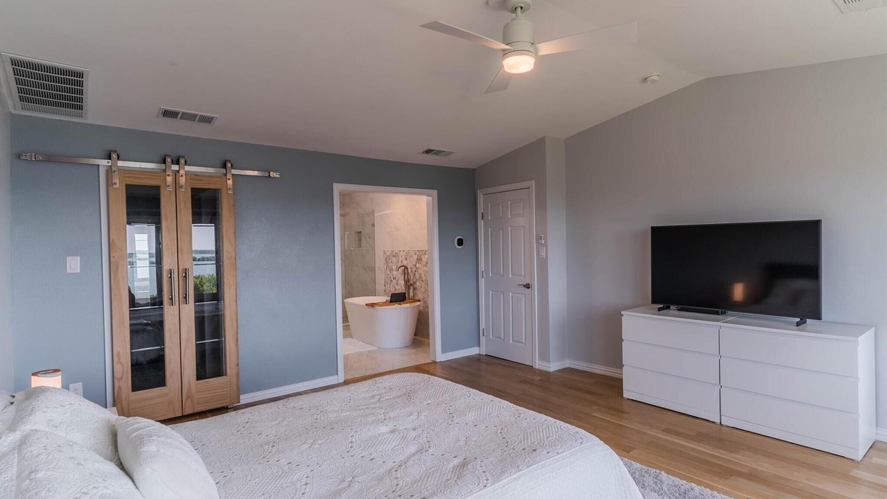 Photo of Bedroom in Rockwall