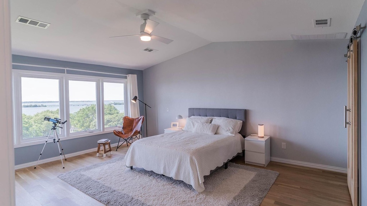 Photo of Bedroom in Rockwall
