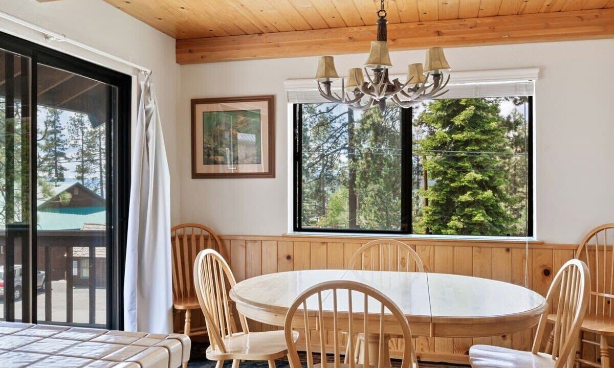 Photo of Patio Balcony in Tahoe Vista