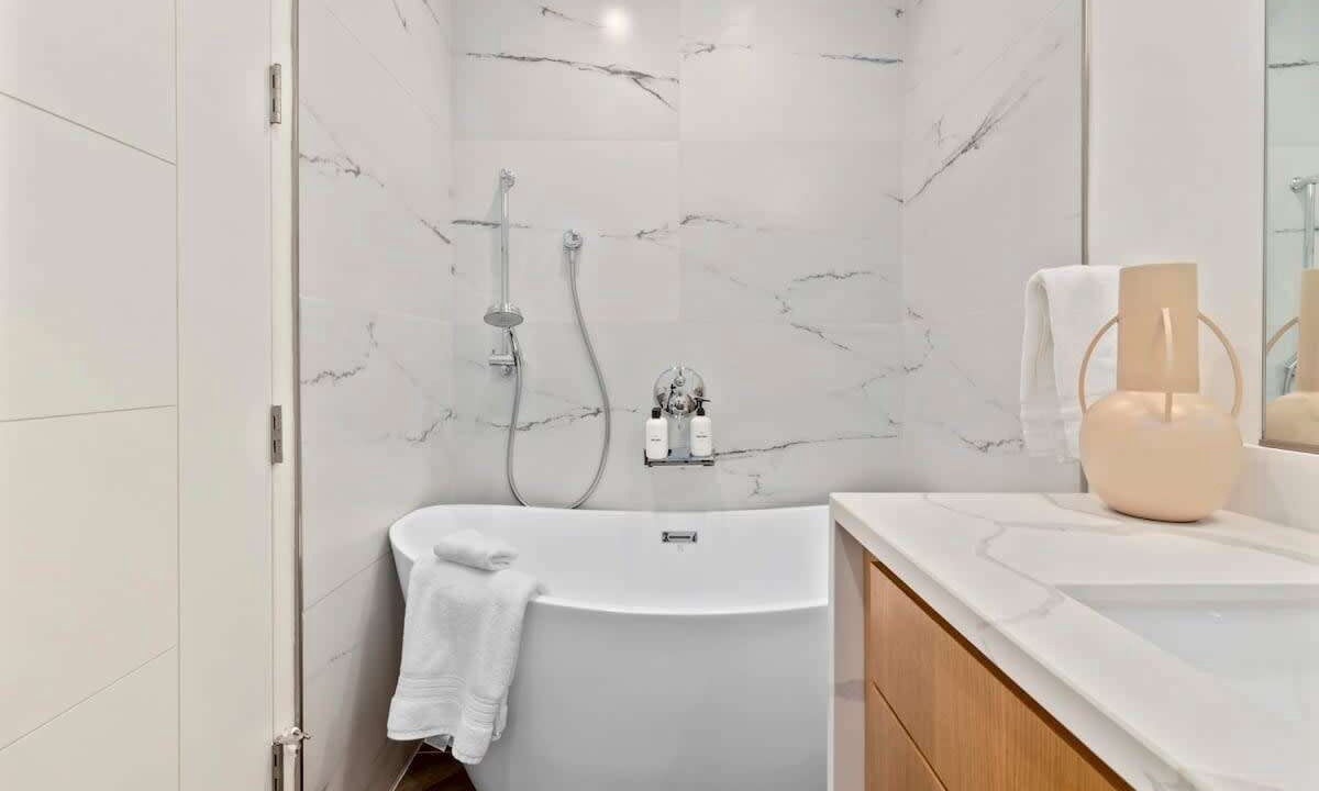 Photo of Bathroom in Moss Beach