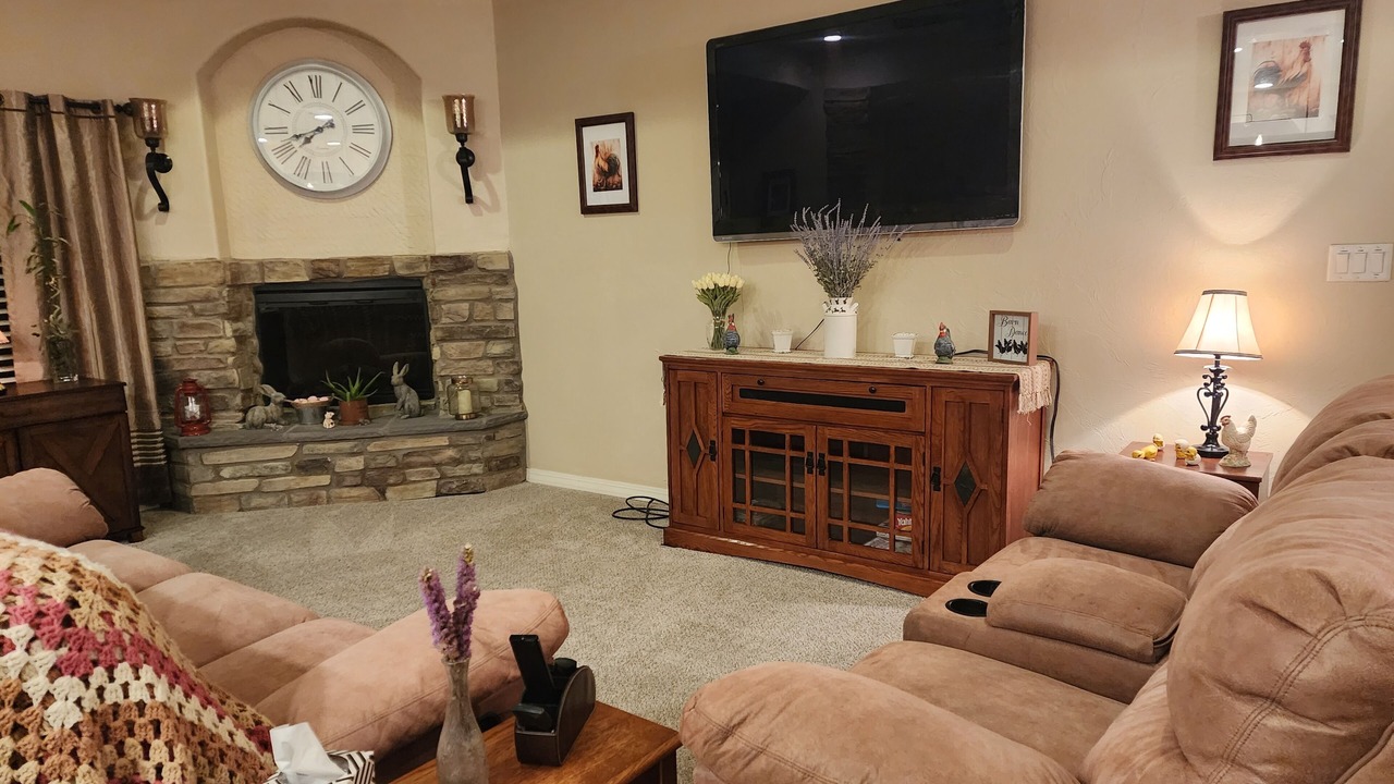 Photo of Livingroom in Roswell