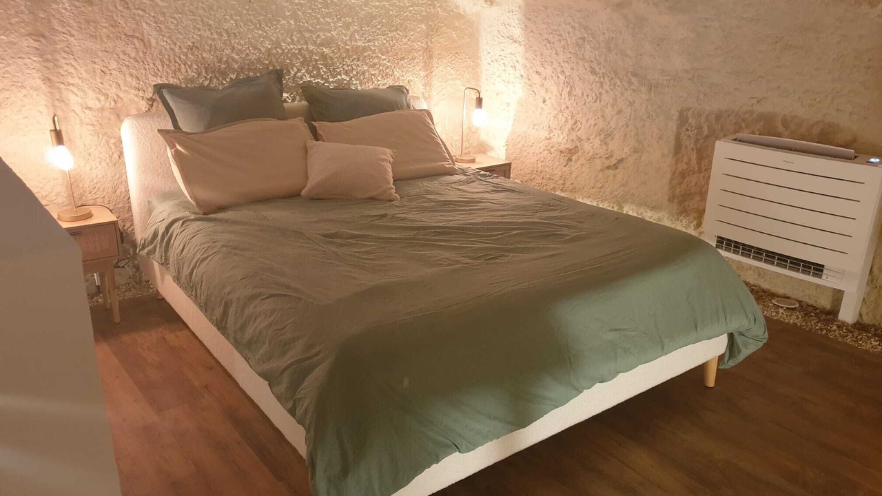 Photo of Bedroom in Cangey