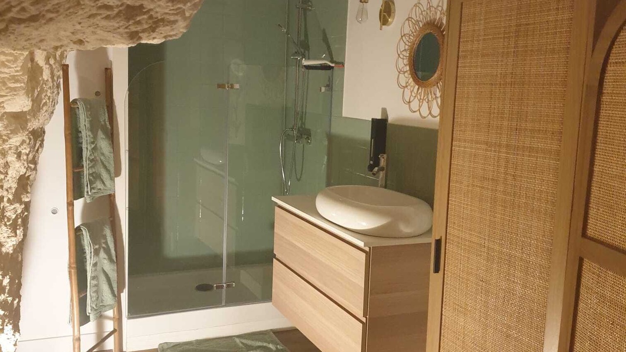 Photo of Bathroom in Cangey