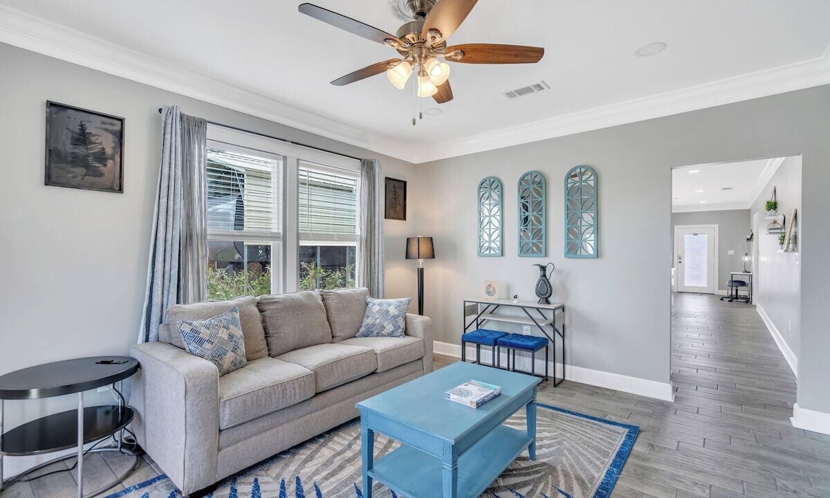 Photo of Livingroom in Saint Rose