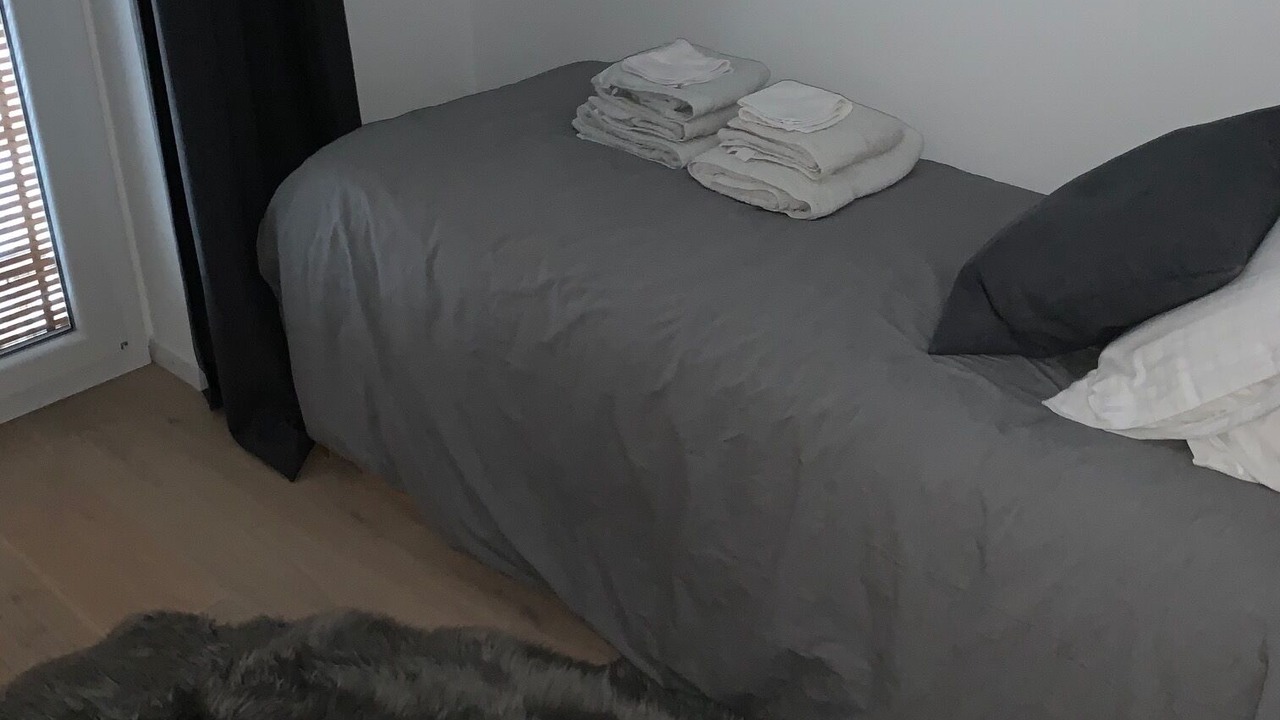 Photo of Bedroom in Lens