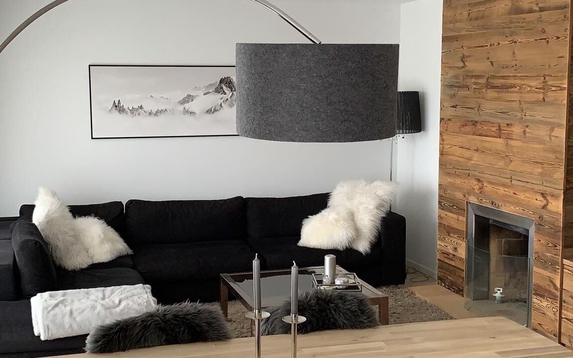 Photo of Livingroom in Lens