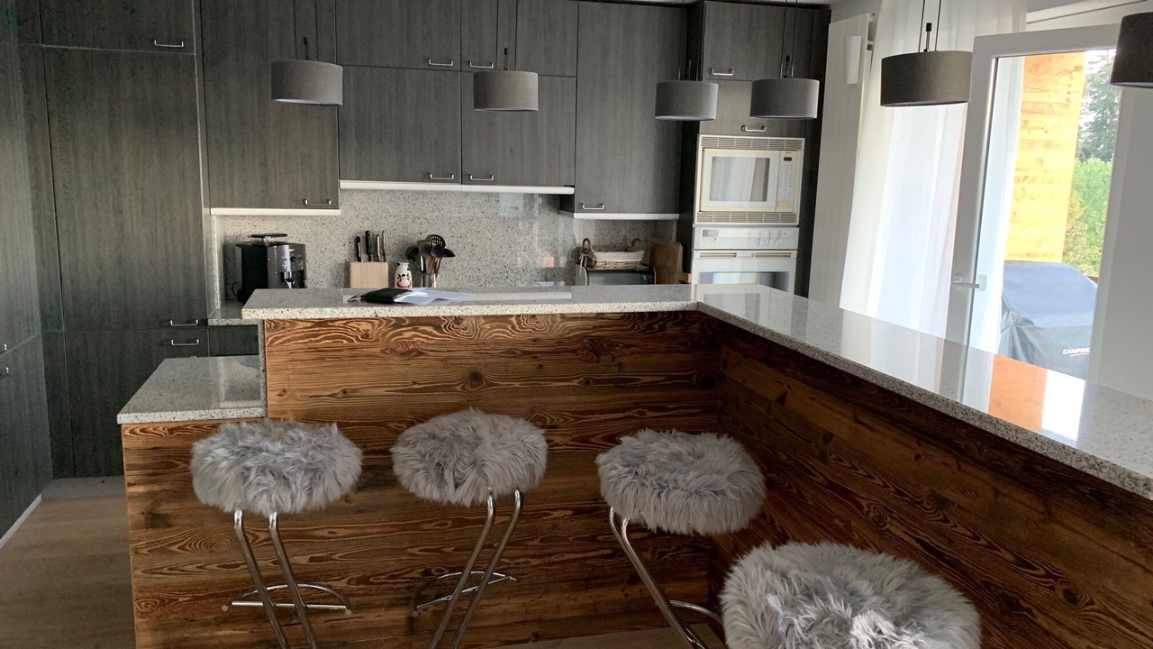 Photo of Kitchen in Lens