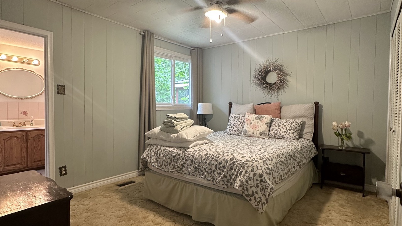 Photo of Bedroom in Faraday