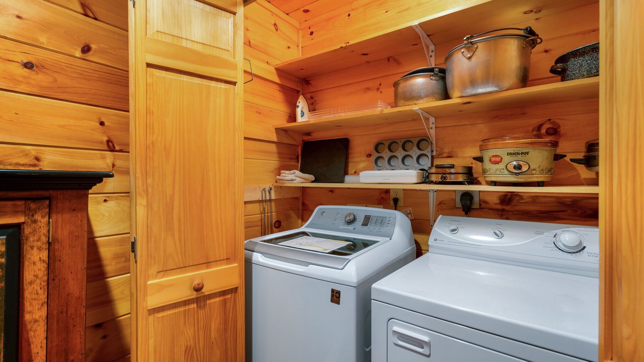 Photo of Bedroom in Necowa Cove
