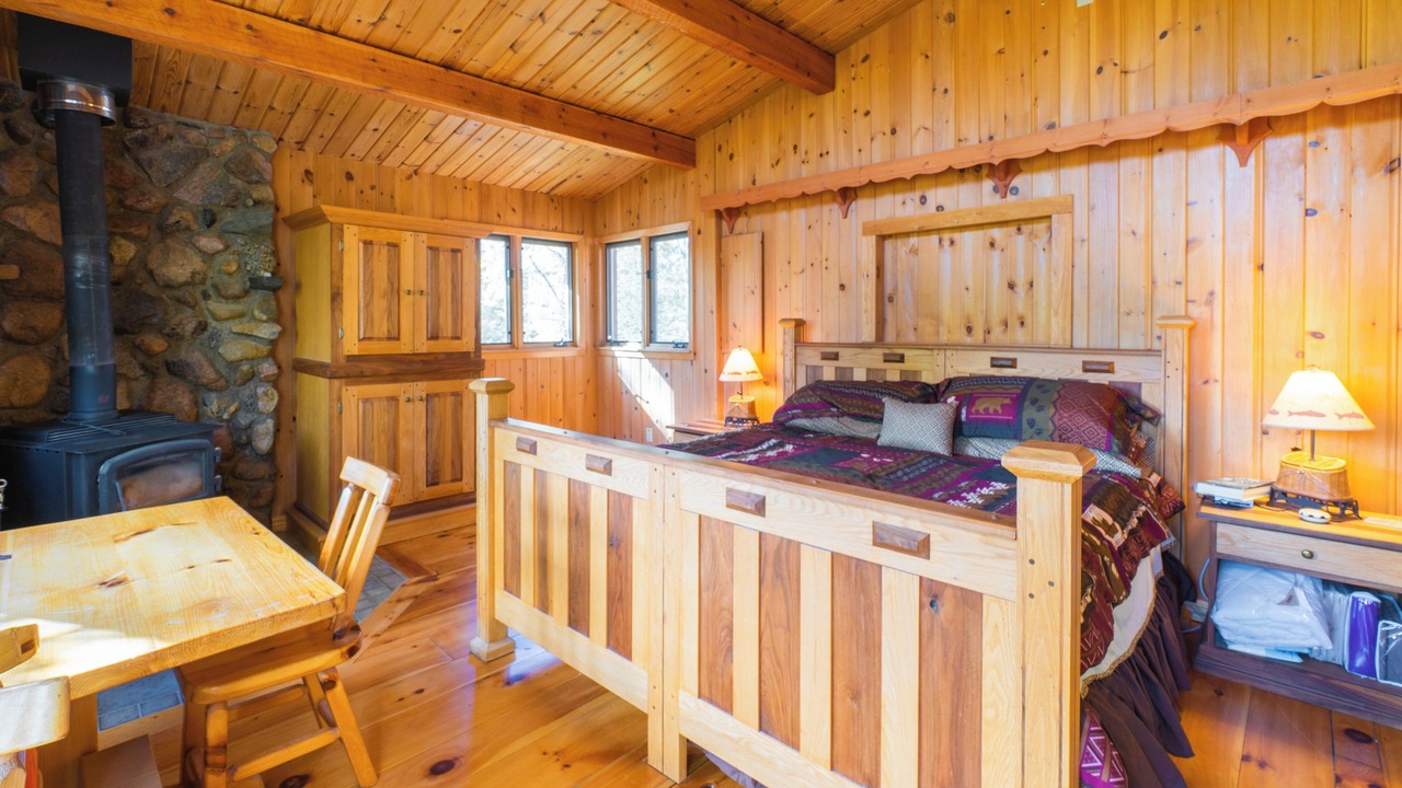 Photo of Bedroom in Sioux Narrows Nestor Falls