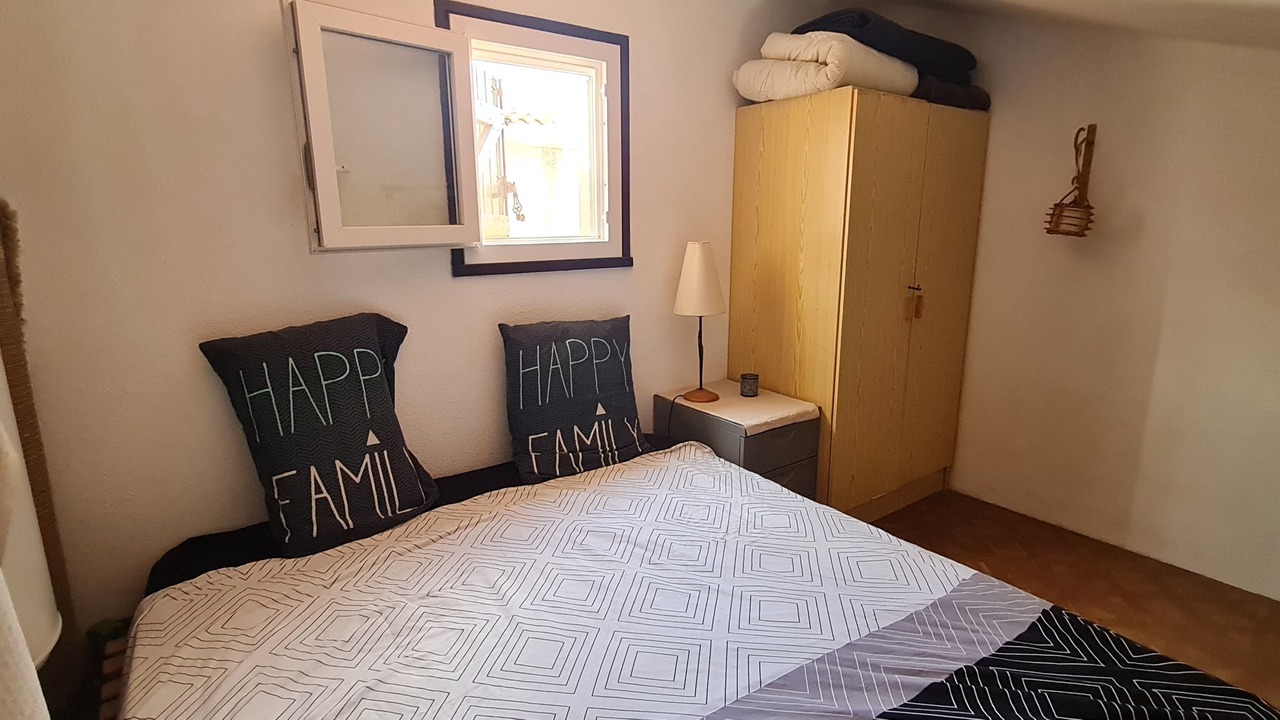 Photo of Bedroom in Grottes Caves
