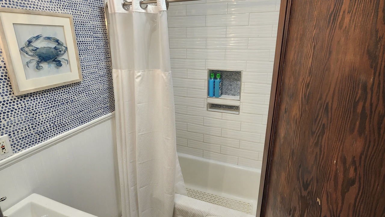 Photo of Bathroom in Urbanna