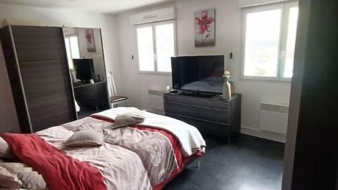 Photo of Bedroom in Estree-Blanche