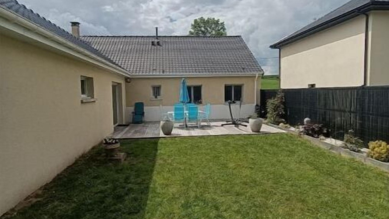 Photo of Patio Balcony in Estree-Blanche