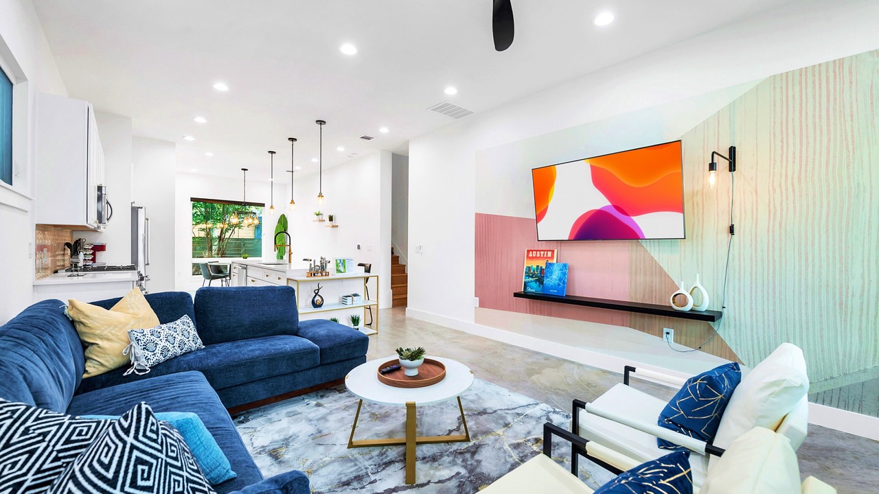 Photo of Livingroom in East MLK