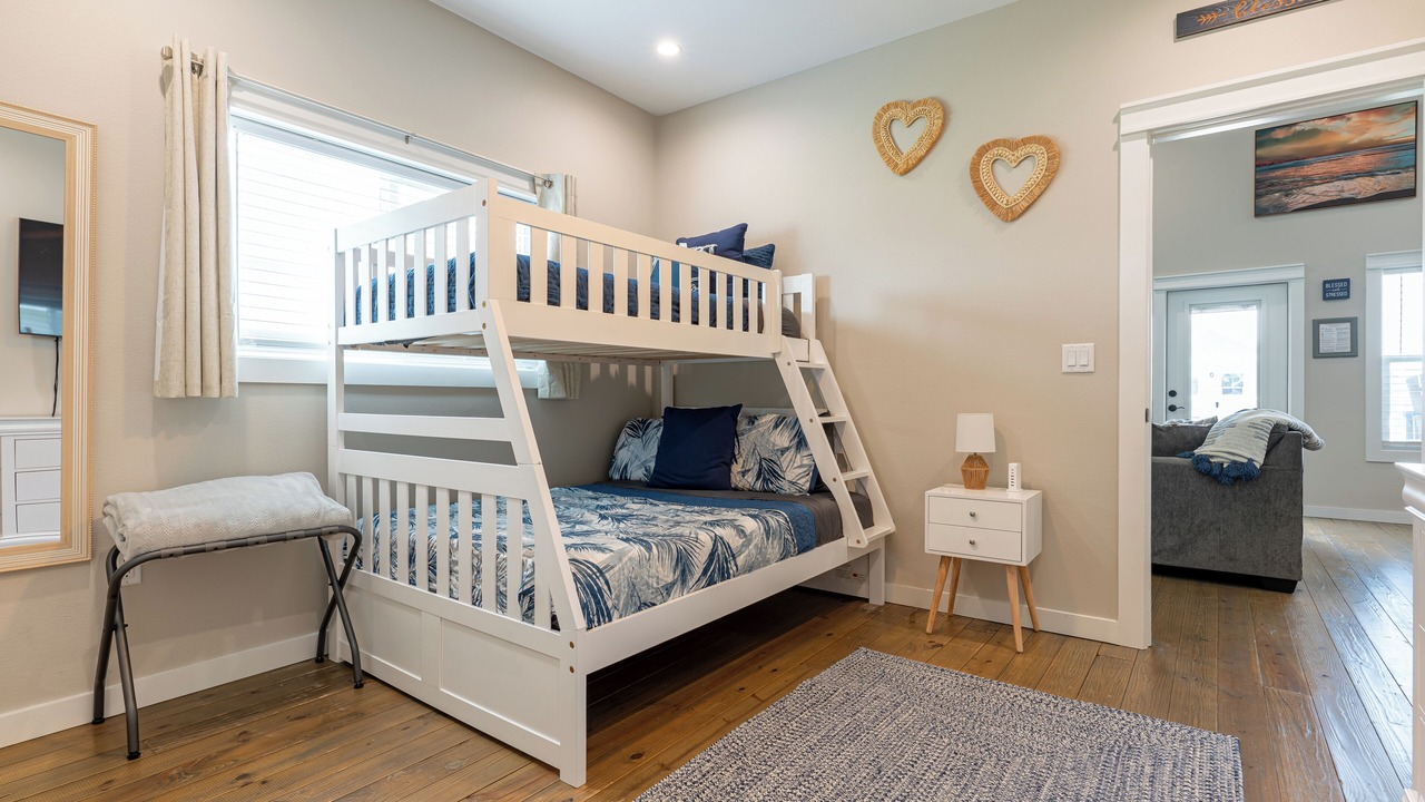 Photo of Bedroom in Port Bolivar