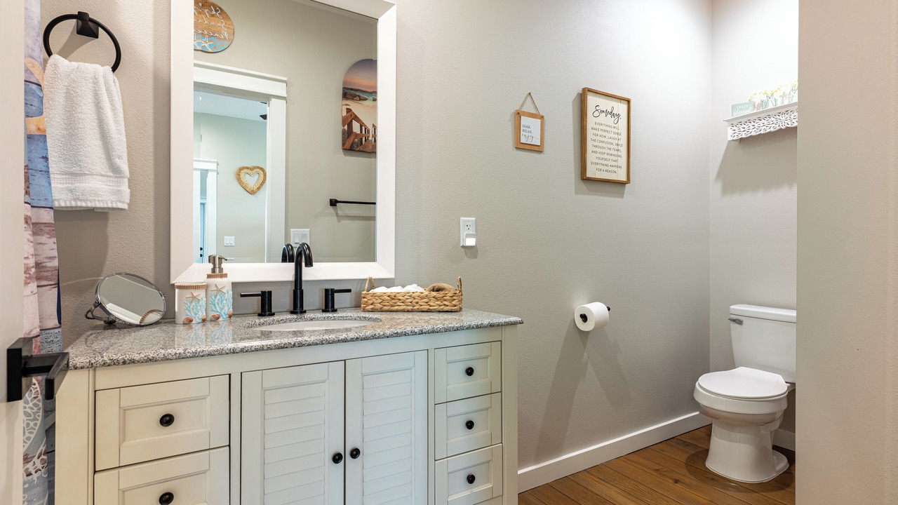 Photo of Bathroom in Port Bolivar