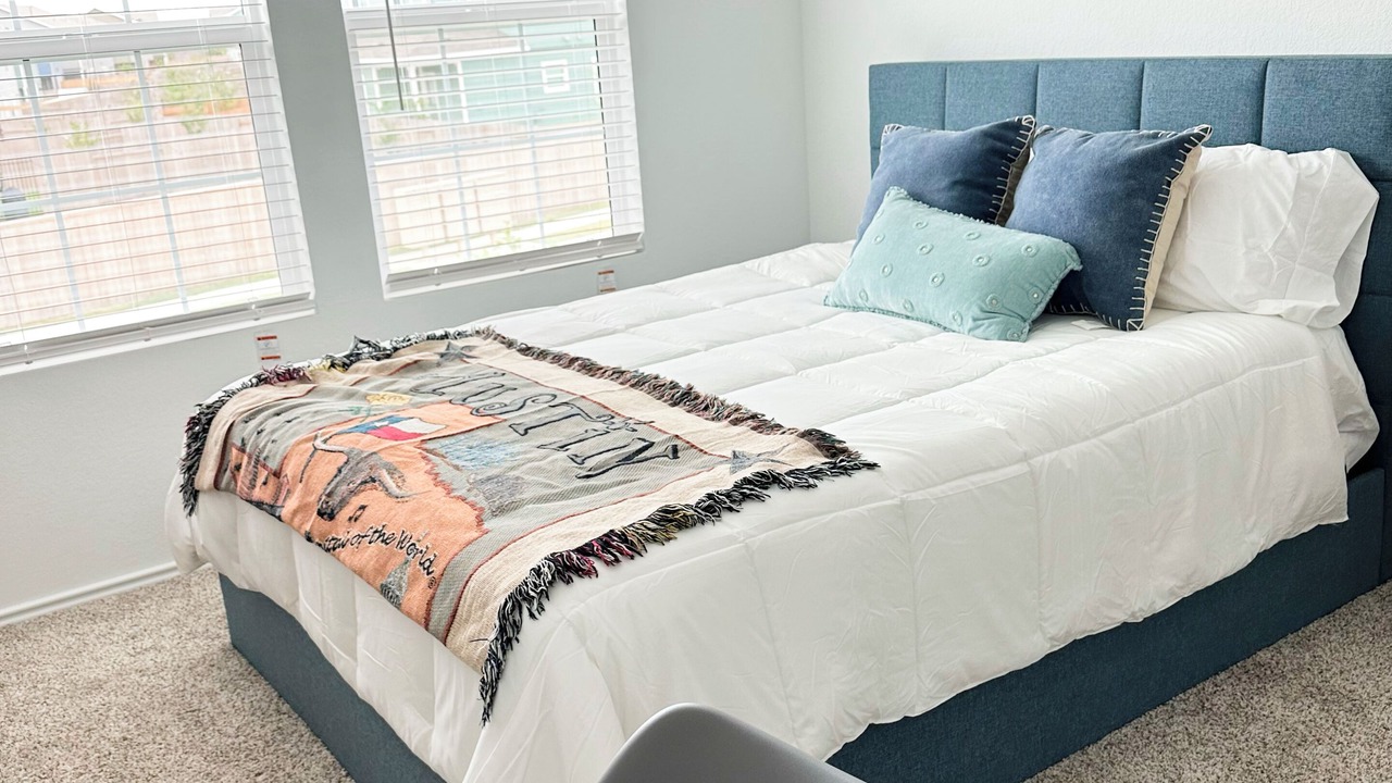Photo of Bedroom in Del Valle