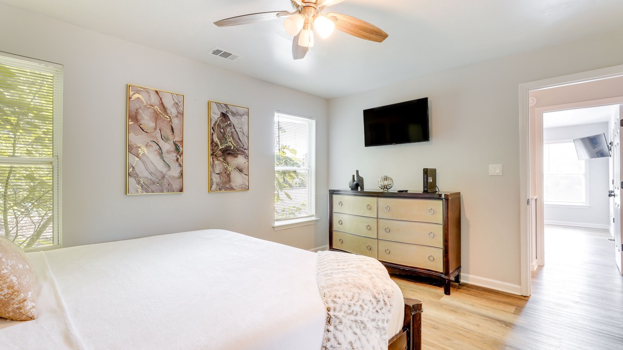 Photo of Bedroom in Pittsburgh