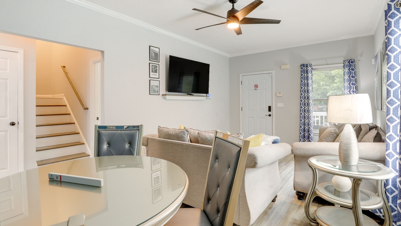 Photo of Livingroom in Pittsburgh