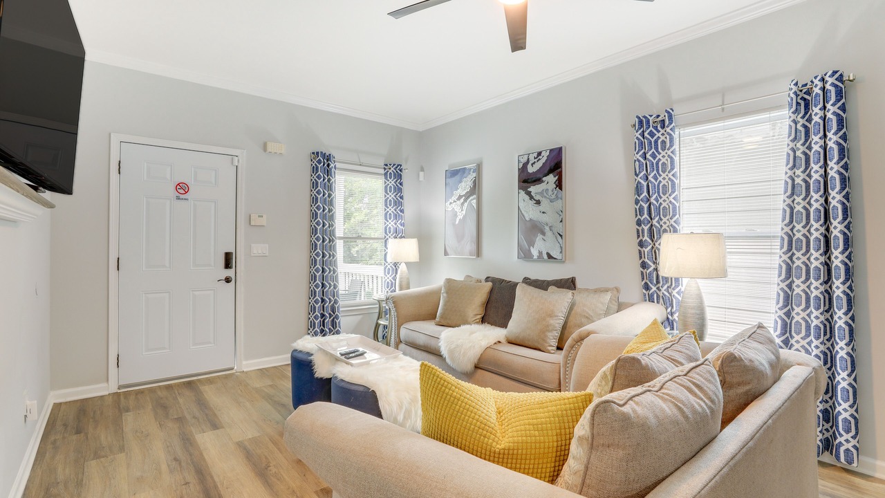 Photo of Livingroom in Pittsburgh