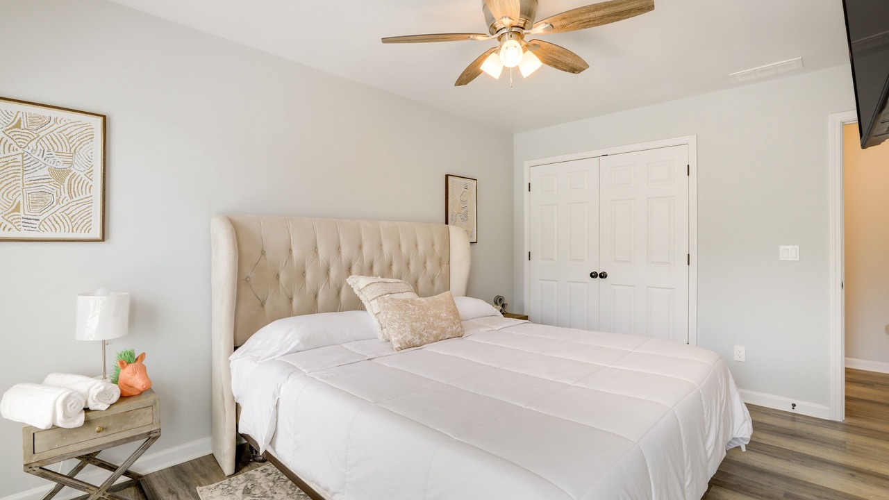 Photo of Bedroom in Pittsburgh