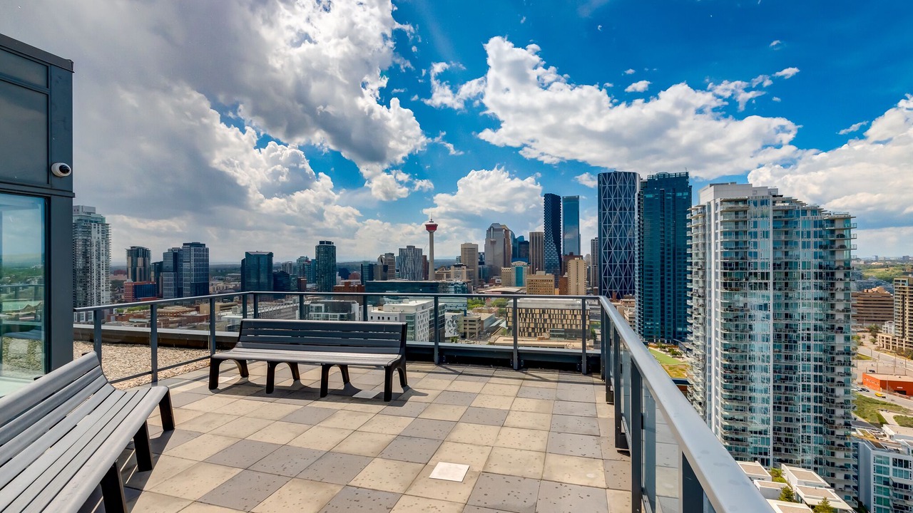 Photo of Patio Balcony in Downtown Calgary