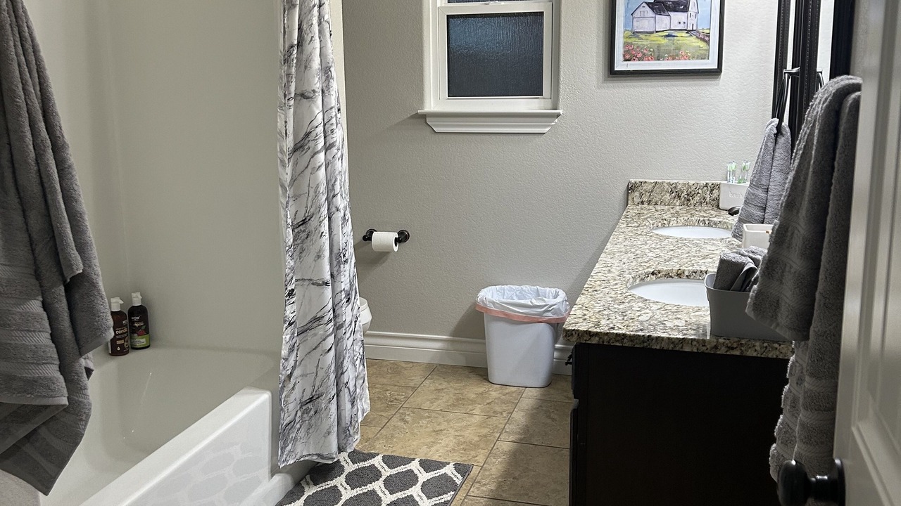 Photo of Bathroom in Clovis